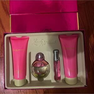 Lovely Present Perfume Gift Set